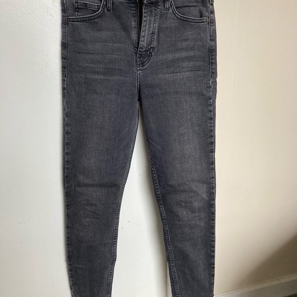 Topshop Jamie Jeans in Washed Black - Picture 3 of 5